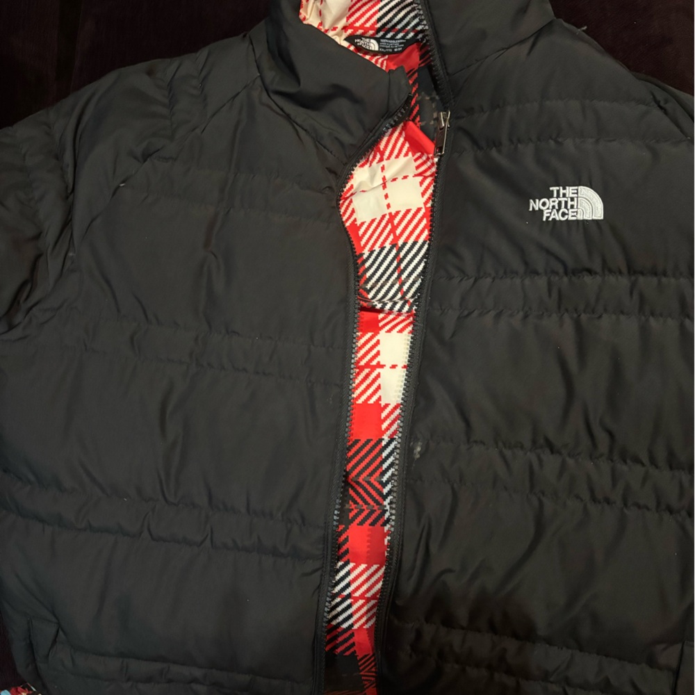Teen North Face Black Jacket with Red and White Plaid Interior Size XXL 18-20